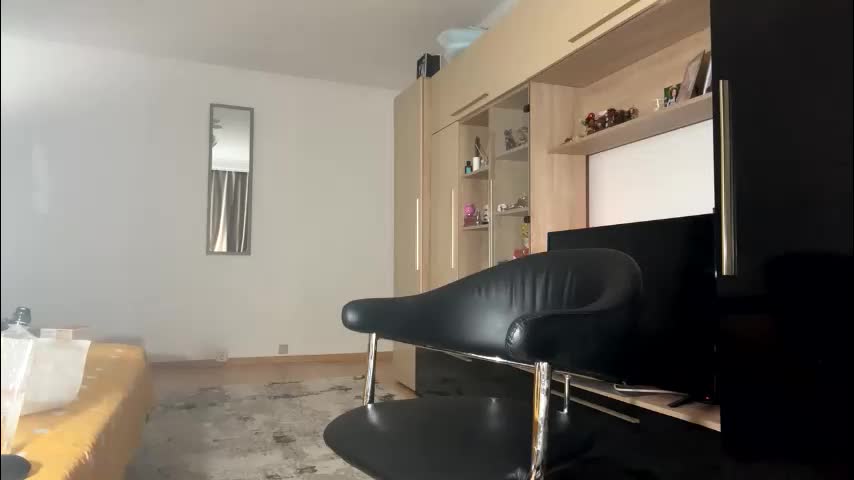 squirt_bunny77 Live Sex February 25, 2026