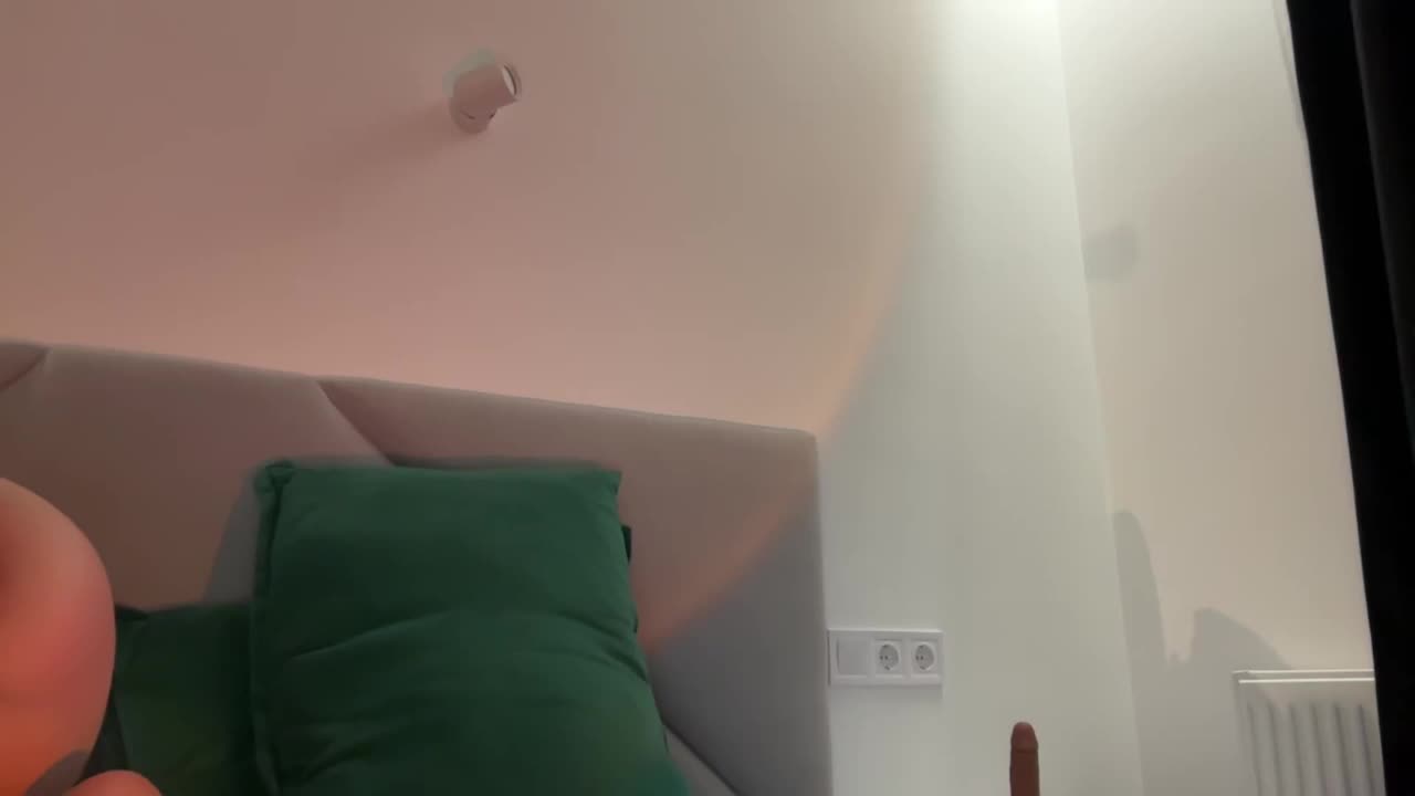 SelenaMoon Live Sex February 25, 2026