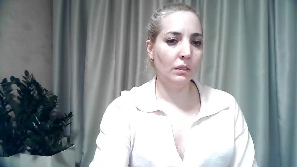 mariska-kiska Live Sex February 25, 2026