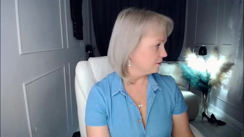 emmmam Live Sex February 25, 2026