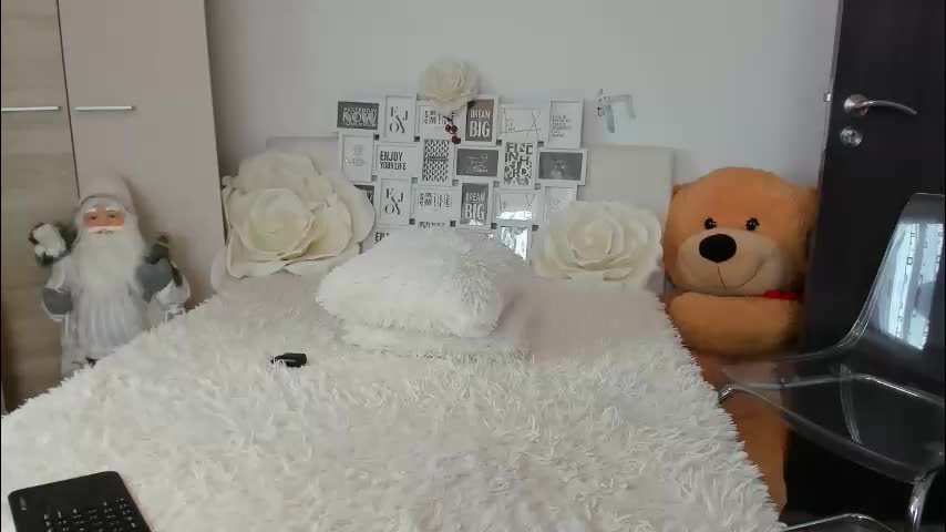 eroticsensualkitty4u Live Sex February 25, 2026