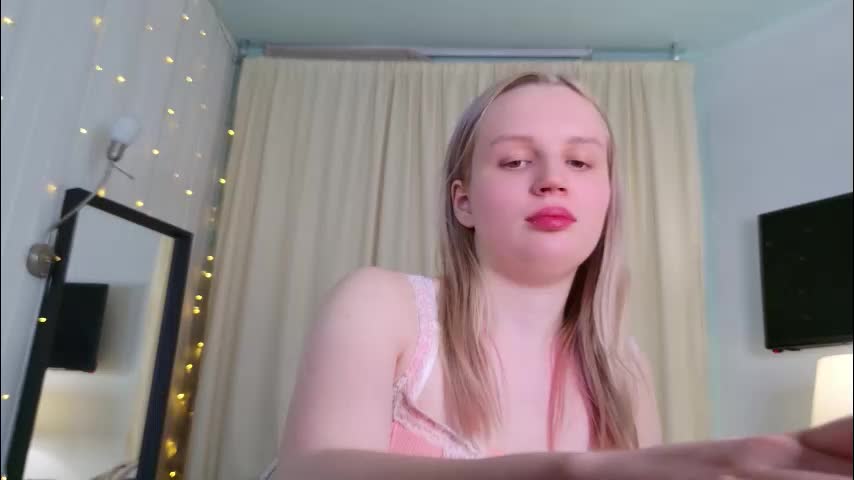 tinasiner Live Sex February 25, 2026