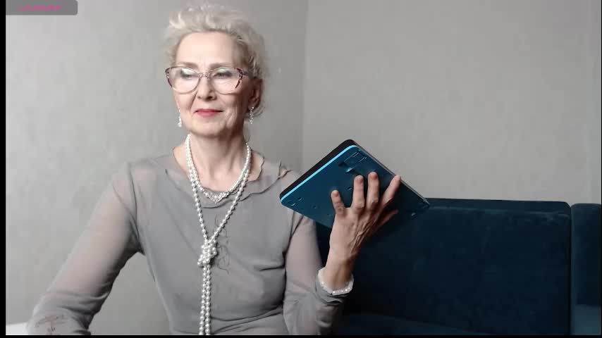 agatha_moore_ Live Sex February 25, 2026
