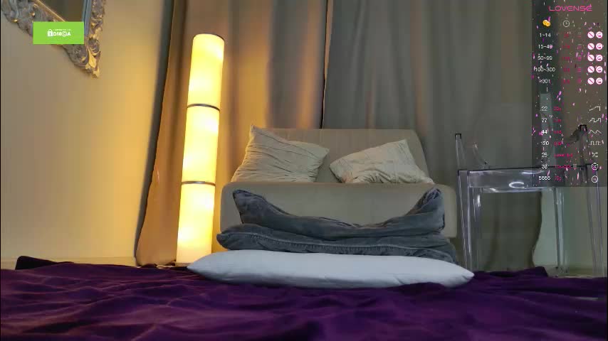 luna_helga Live Sex February 25, 2026