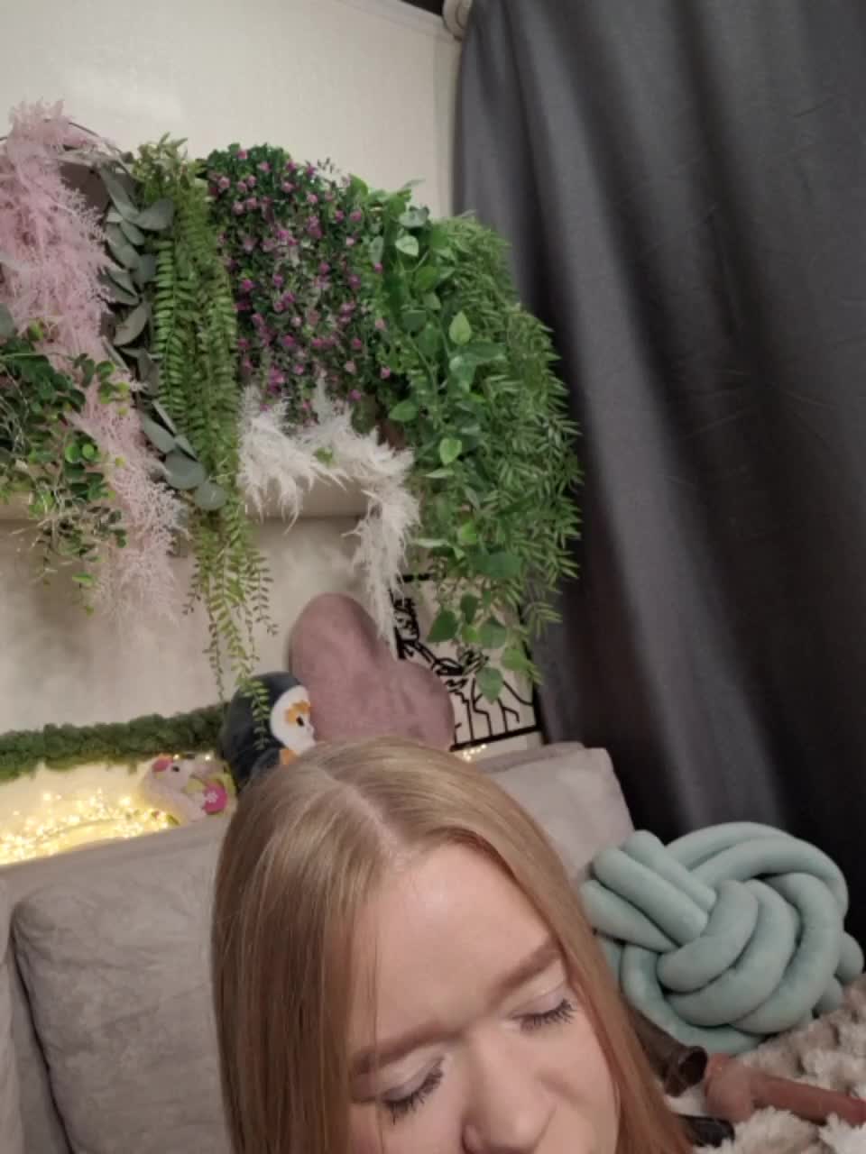 -scyrim- Live Sex February 25, 2026