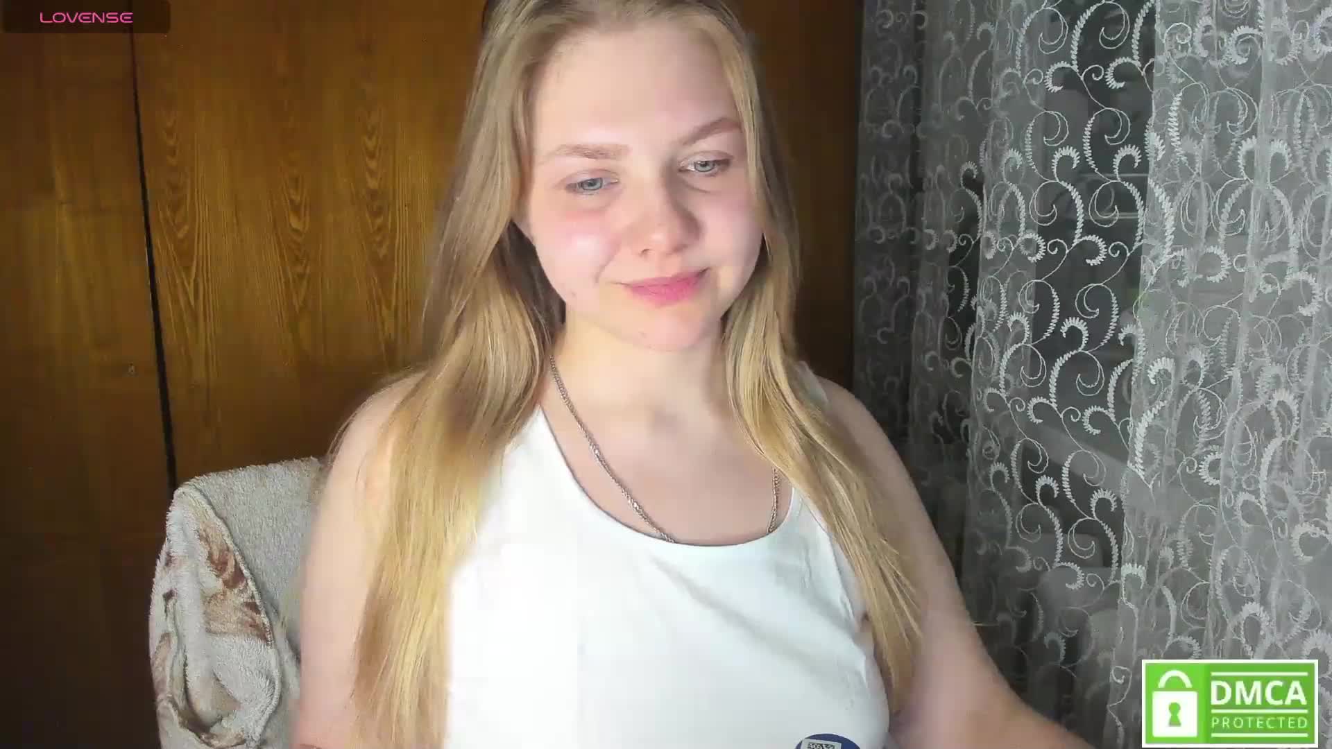 Emma-Frizea Live Sex February 25, 2026