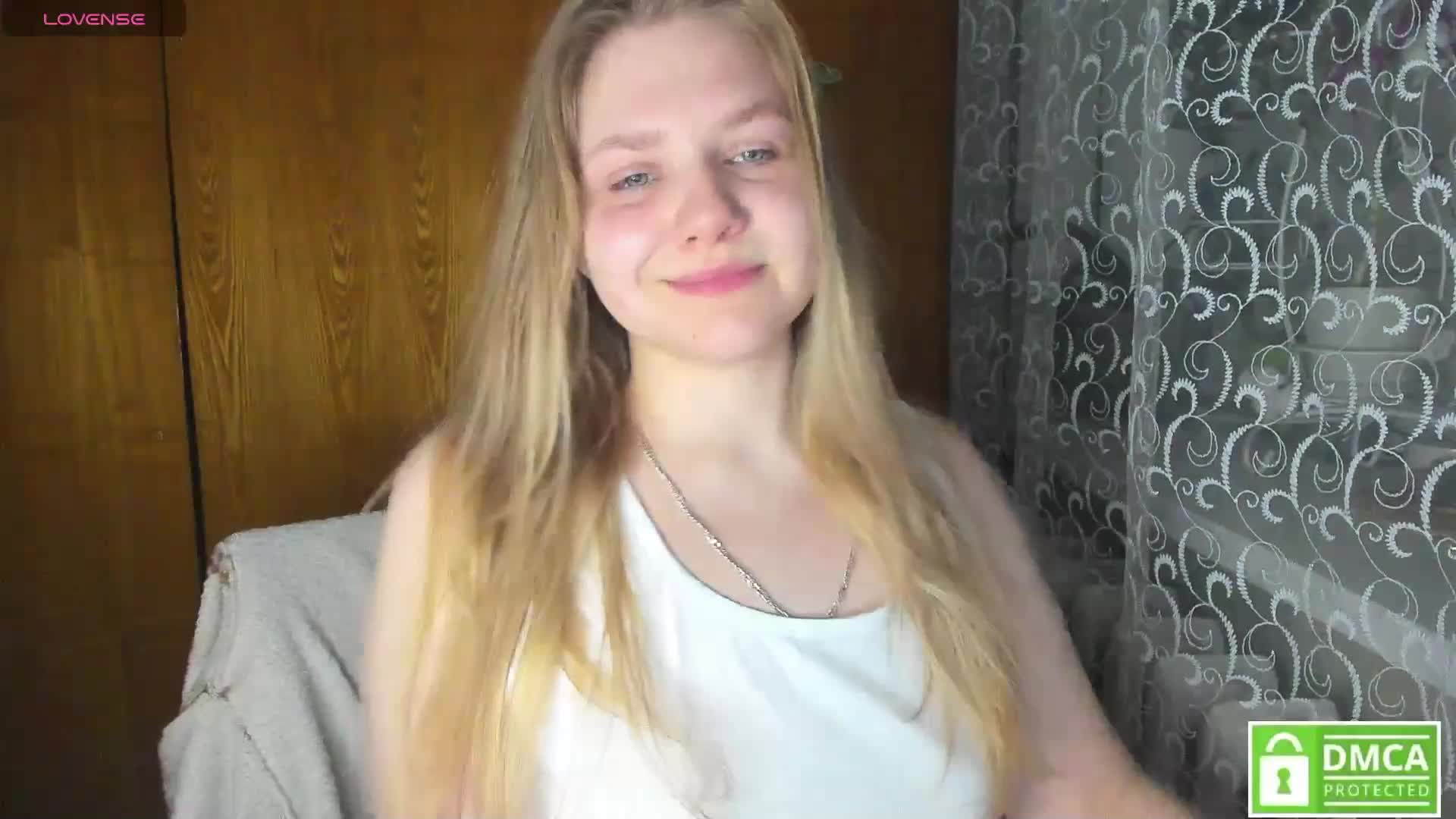 Emma-Frizea Live Sex February 25, 2026