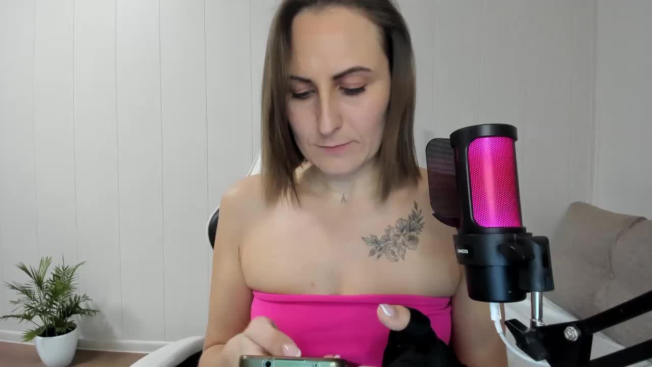 Kiza9 Live Sex February 25, 2026