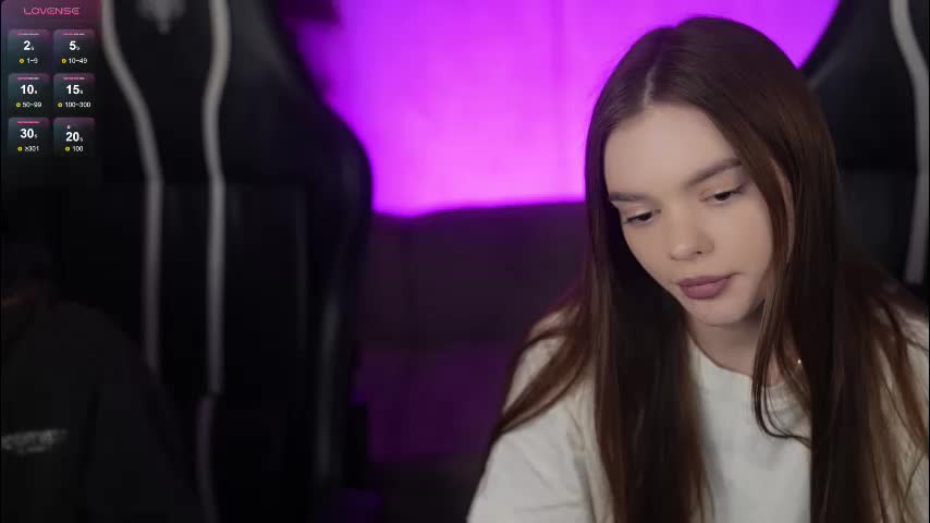 kira0541 Live Sex February 25, 2026