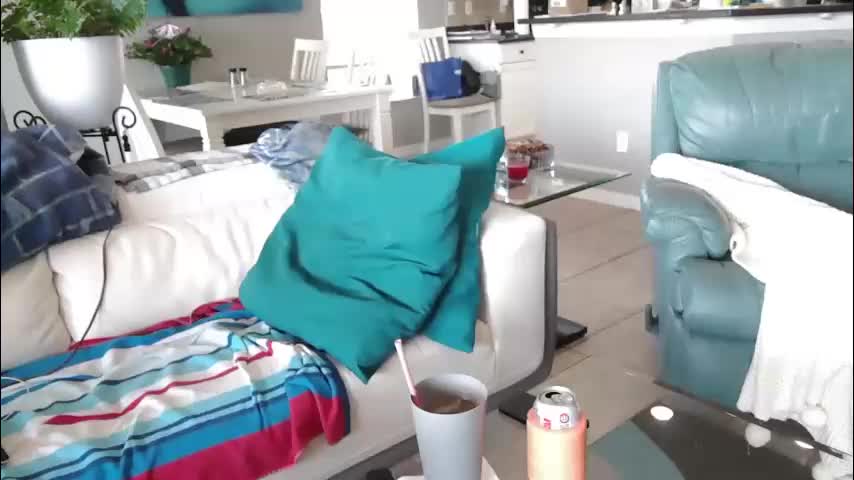 smallpenisbigtongue Live Sex February 25, 2026