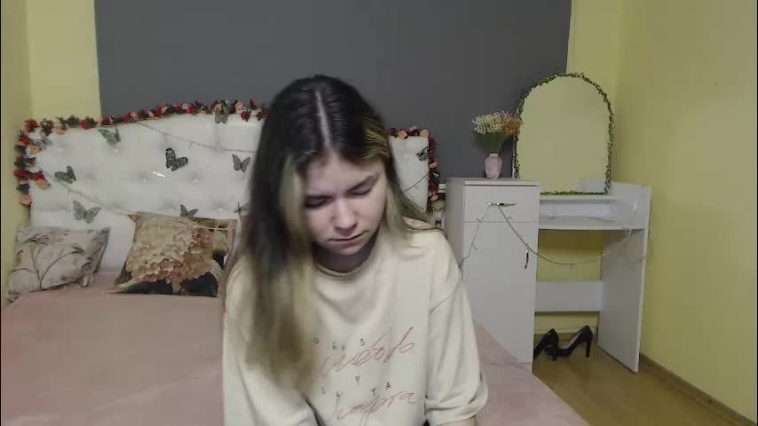 rrtinaredly Live Sex February 25, 2026