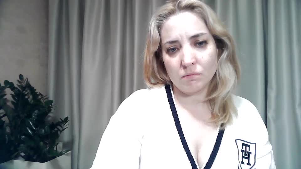 mariska-kiska Live Sex February 26, 2026