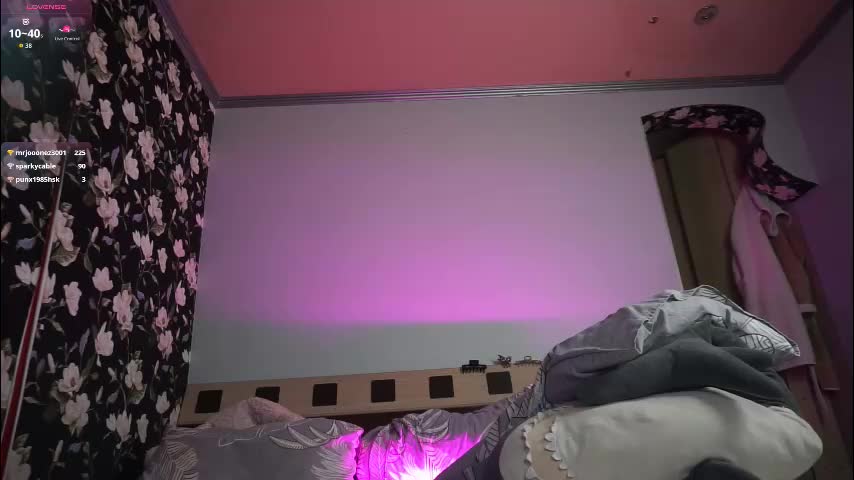 _lovely_mikh Live Sex February 26, 2026