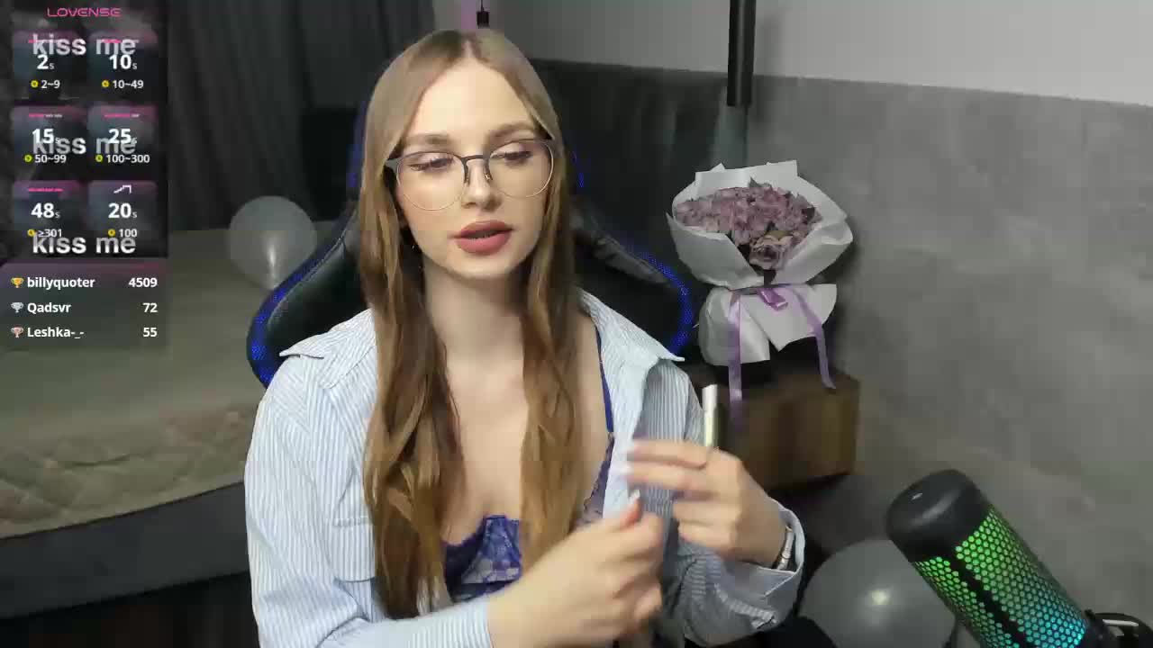 MCfly-1 Live Sex February 26, 2026