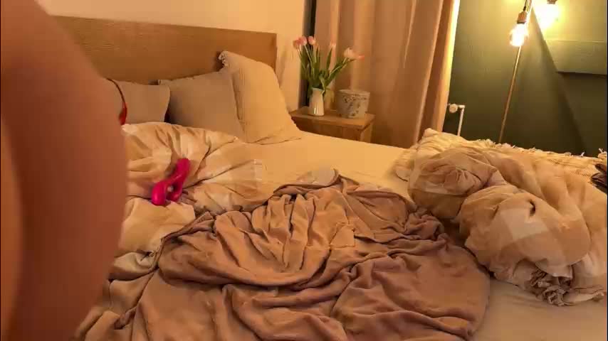 sophie_amalia Live Sex February 26, 2026