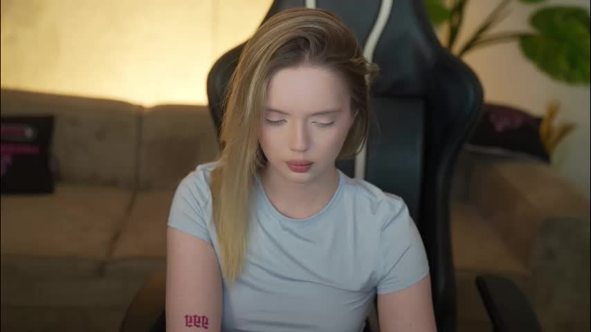 kira0541 Live Sex February 26, 2026