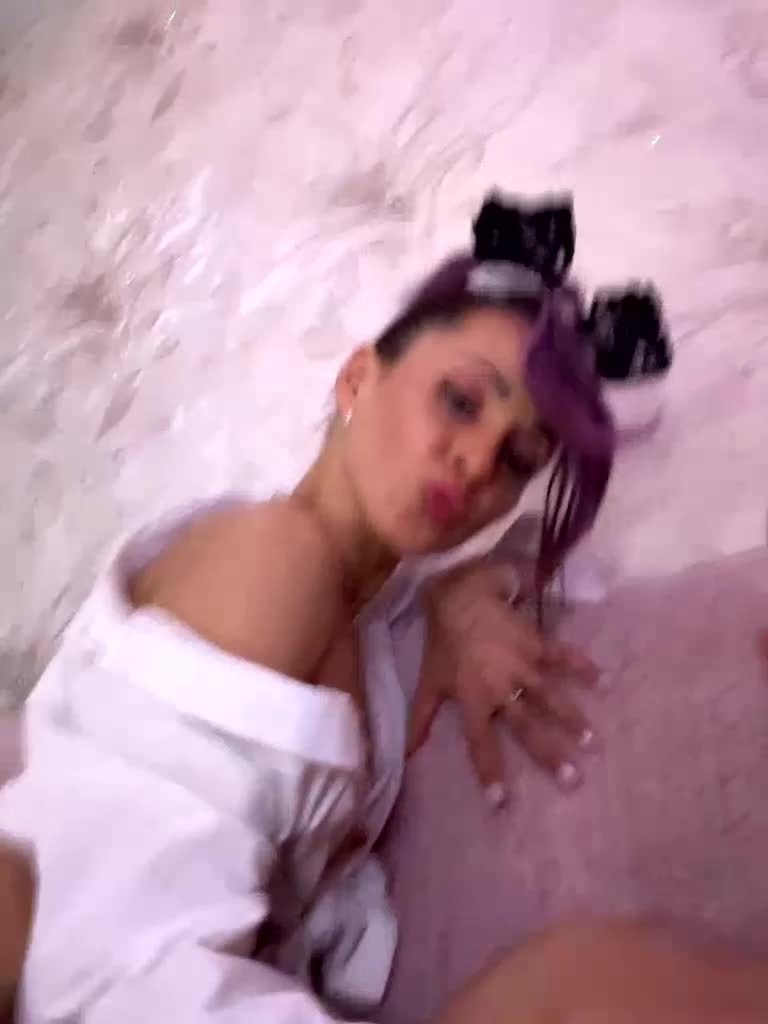 VIP17CoupleDream Live Sex February 26, 2026