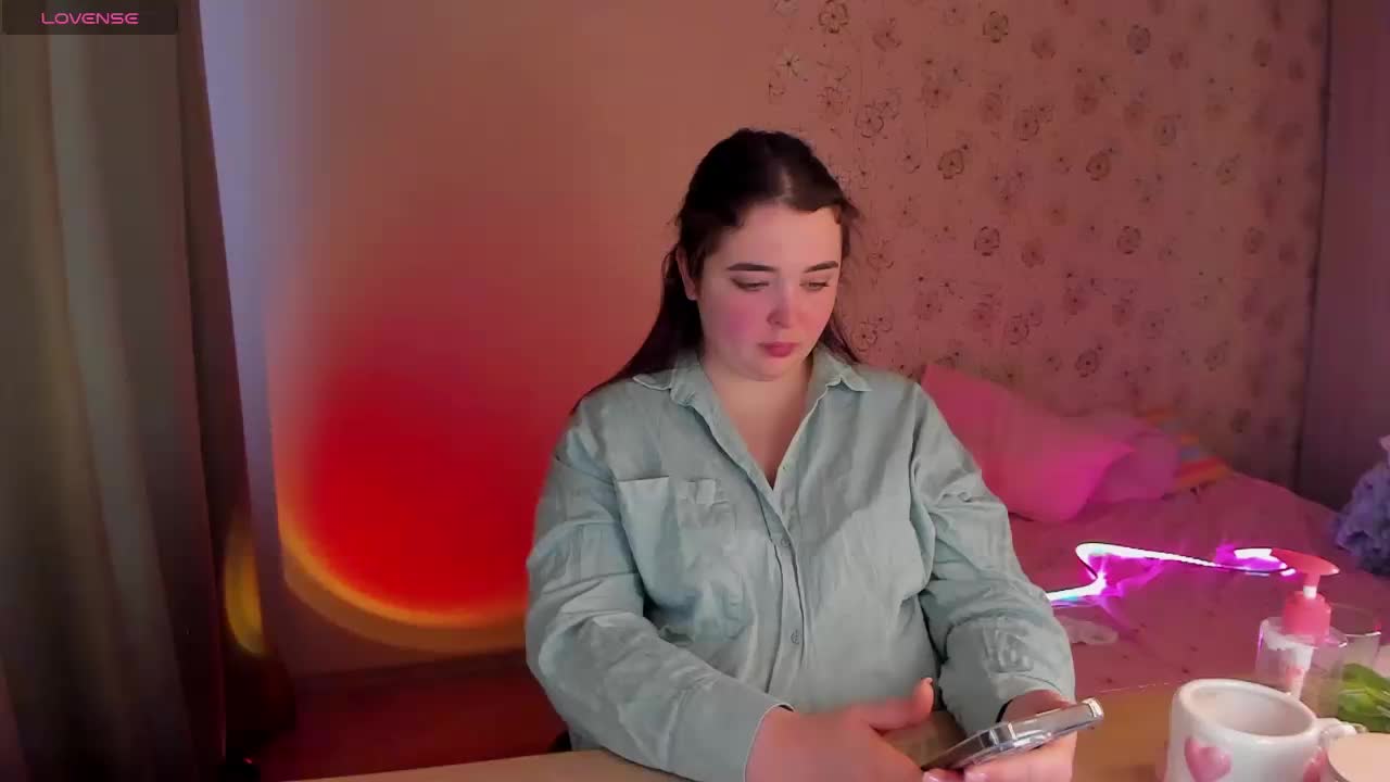 Alicenextdoor Live Sex February 27, 2026