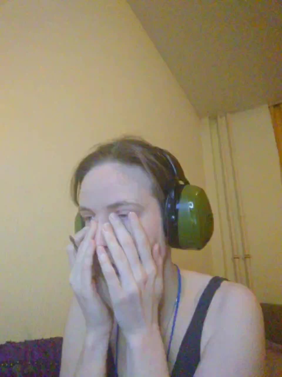 Magretta_Dering Live Sex February 27, 2026