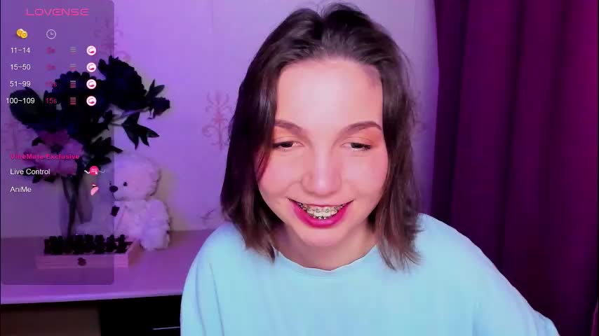 kindhazelhere_ Live Sex February 27, 2026