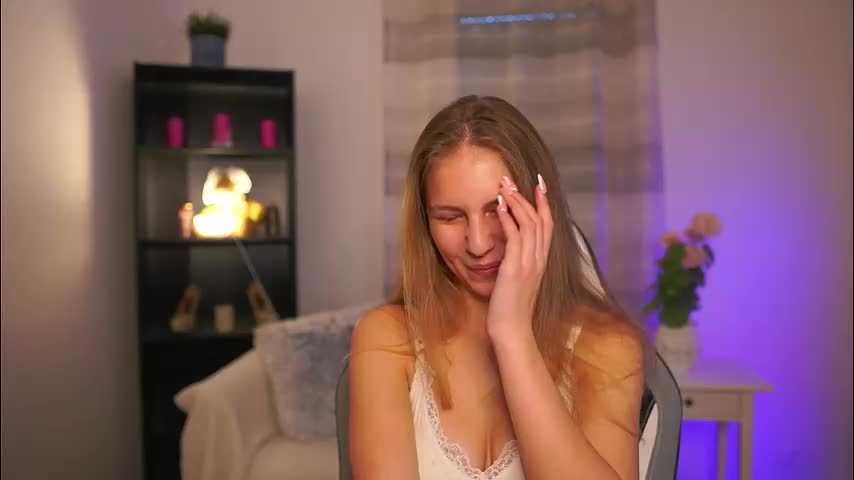 emmie_murray Live Sex February 27, 2026