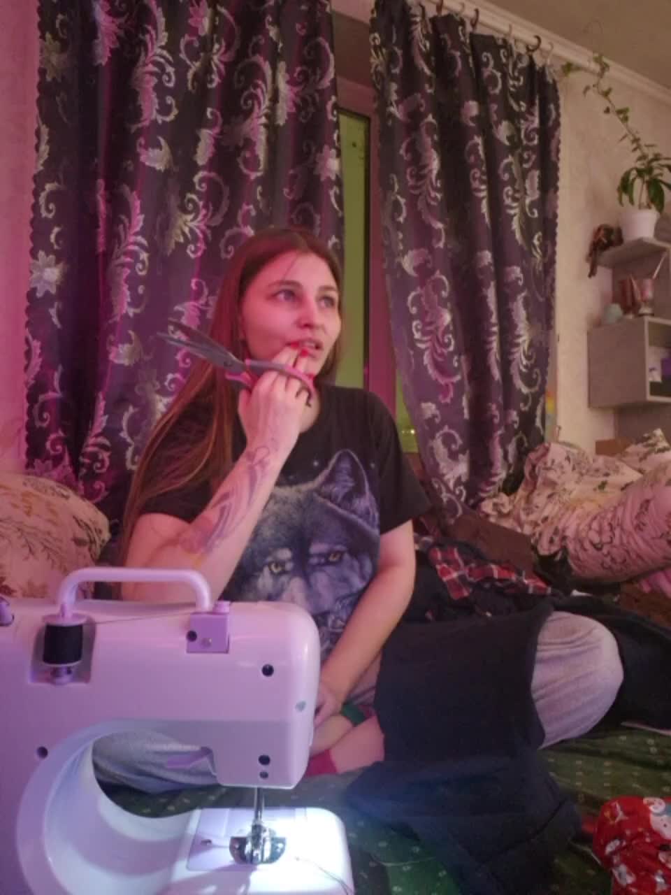 QueenAfina Live Sex February 28, 2026