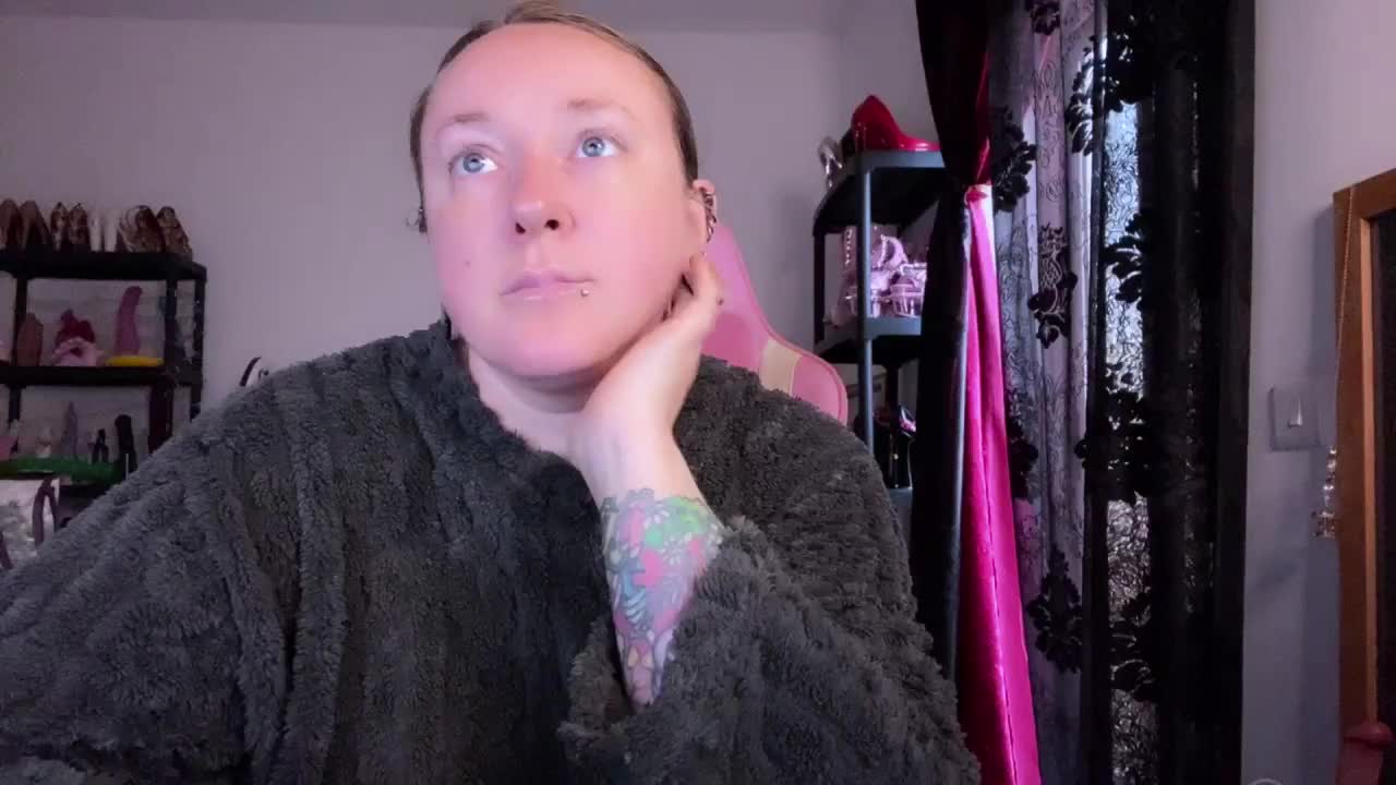 NylonQueen Live Sex February 28, 2026