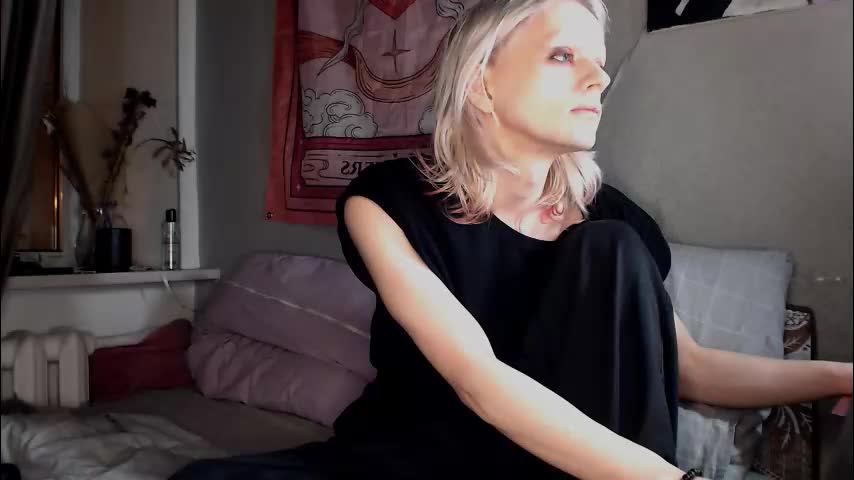 alien_bella Live Sex February 28, 2026