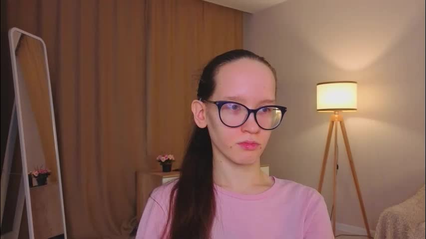 lynettebails Live Sex March 1, 2026