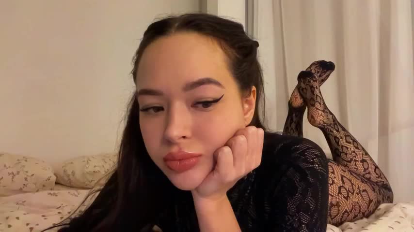 EmelyExx Live Sex March 1, 2026