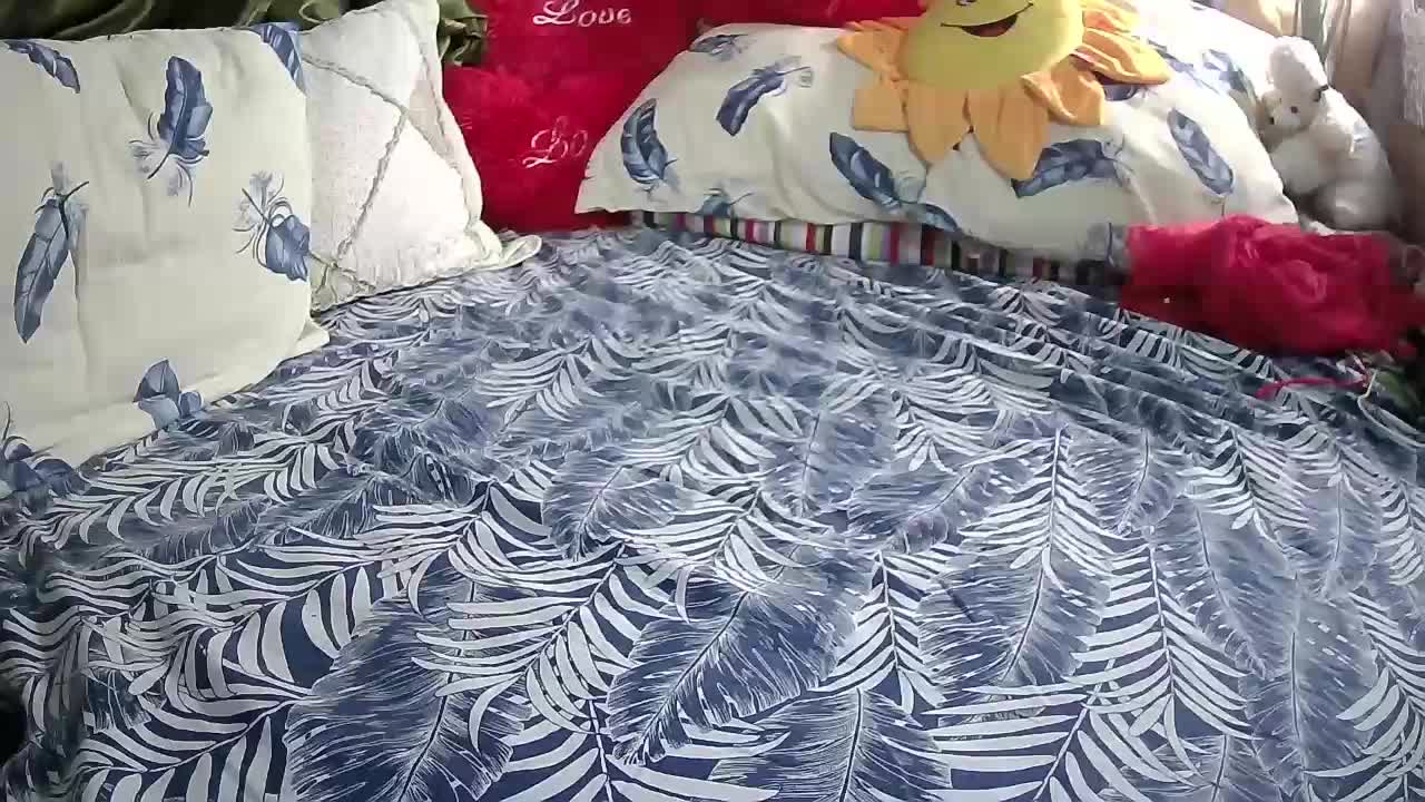 Aktriska Live Sex March 1, 2026