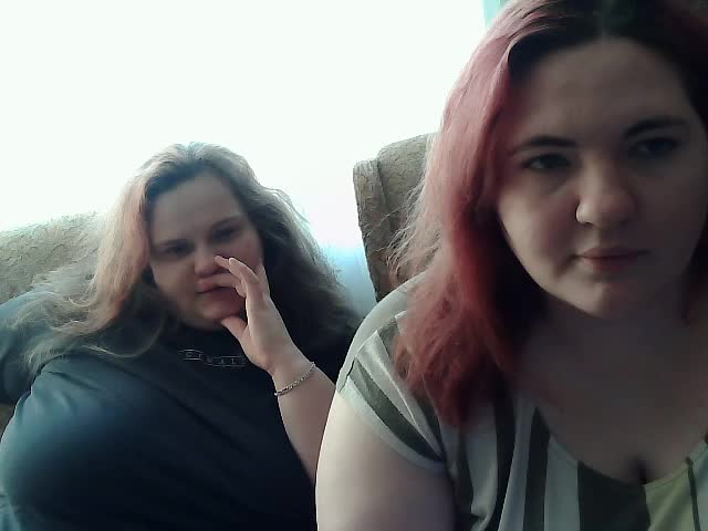 HollyXEva Live Sex March 1, 2026