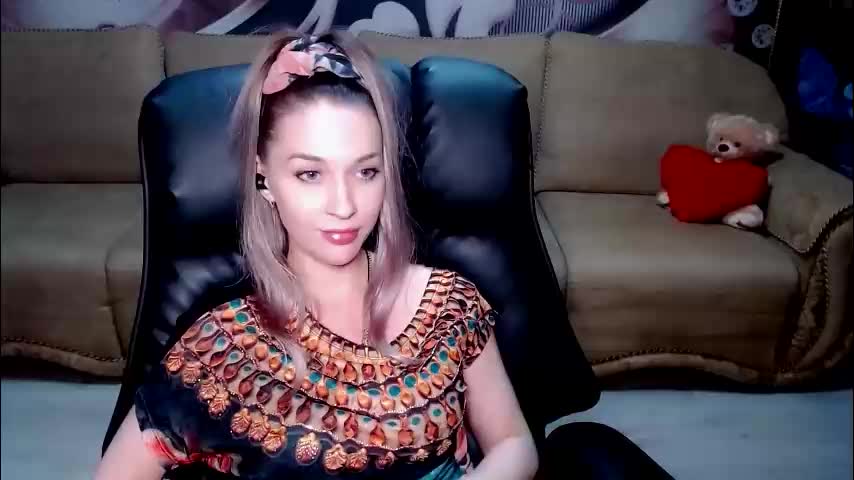 lovellymalina Live Sex March 1, 2026