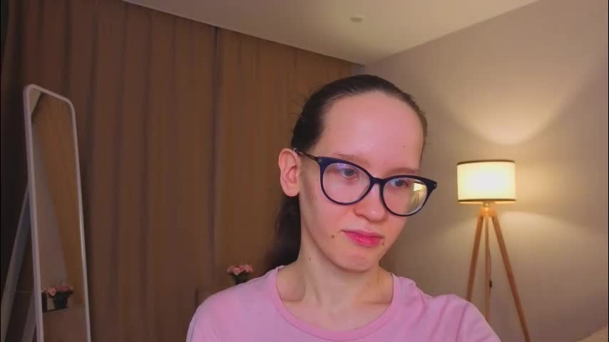 lynettebails Live Sex March 1, 2026