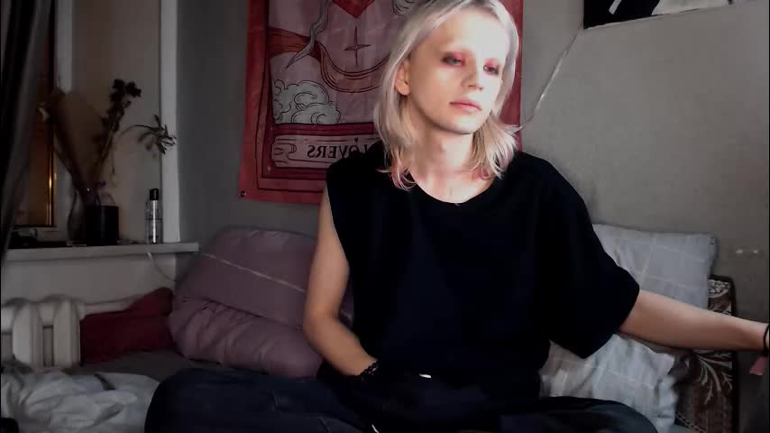 alien_bella Live Sex March 1, 2026
