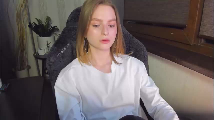 mollydangerous Live Sex March 1, 2026