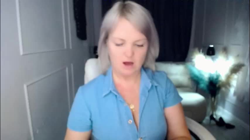 emmmam Live Sex March 1, 2026