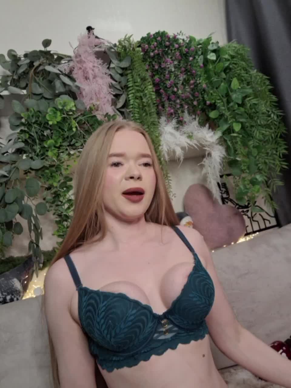 -scyrim- Live Sex March 1, 2026