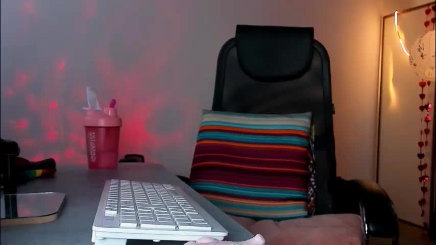 tinadavil Live Sex March 1, 2026