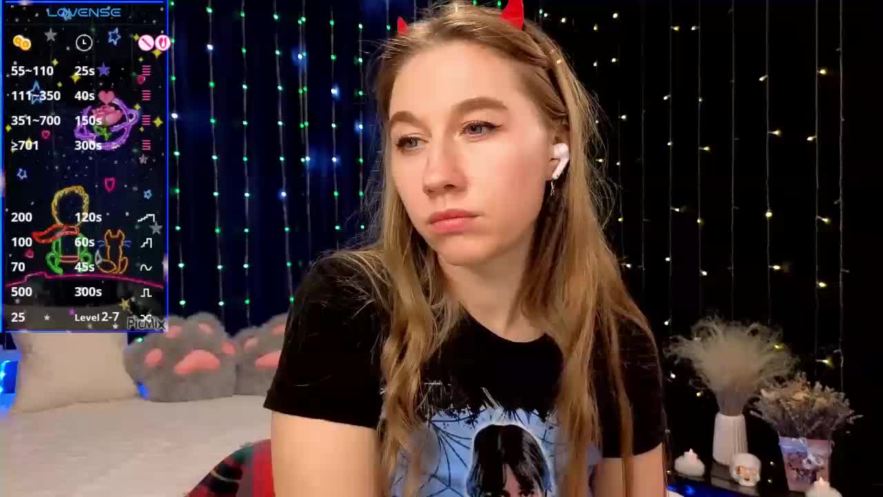 kiskaWEDNESDAY Live Sex March 2, 2026