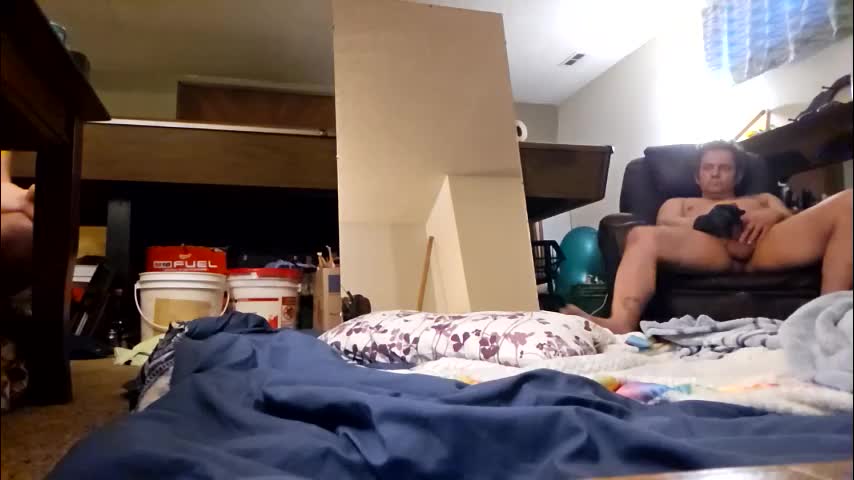 squirtking737 Live Sex March 2, 2026