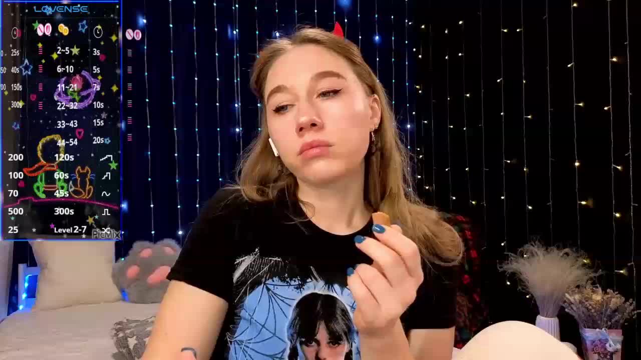 kiskaWEDNESDAY Live Sex March 3, 2026