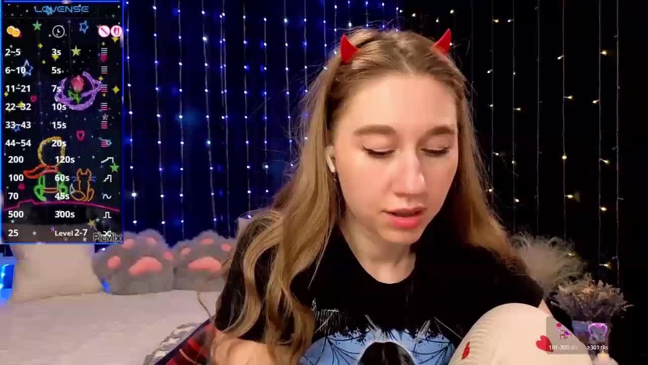 kiskaWEDNESDAY Live Sex March 3, 2026