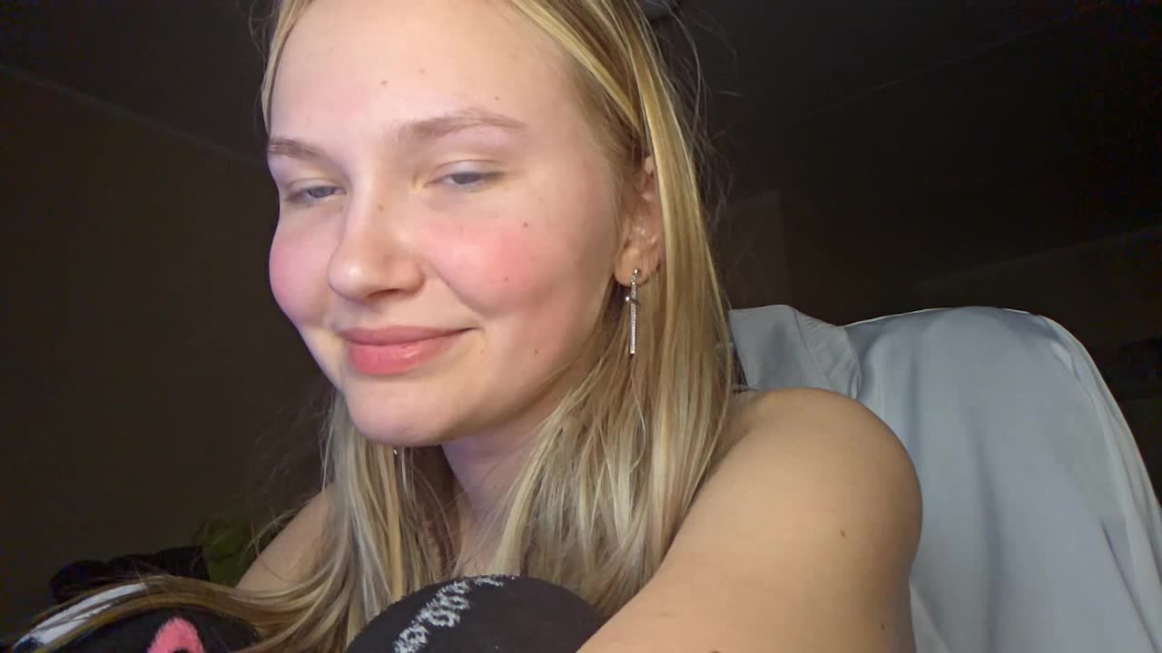 MilagroKailey Live Sex March 3, 2026