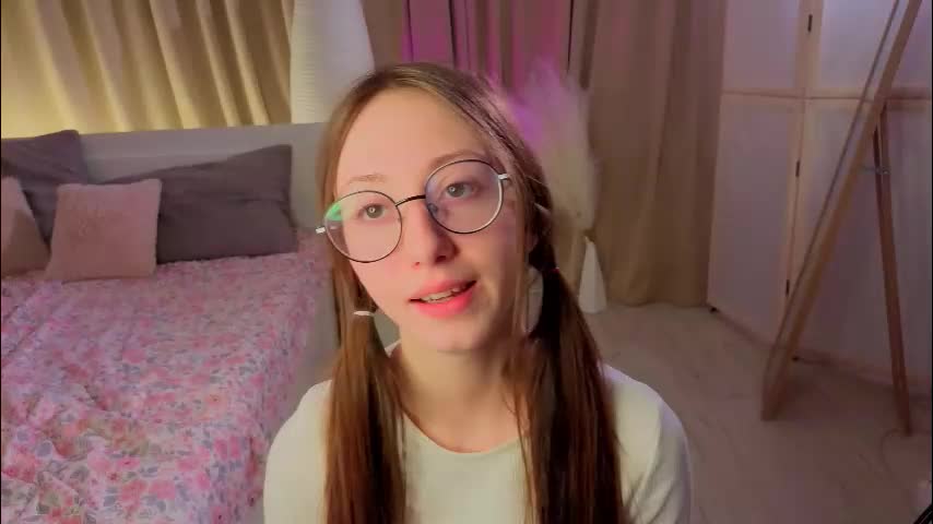 avrillemell Live Sex March 3, 2026