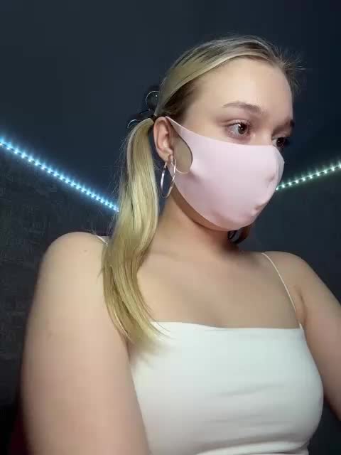 Kira-KisSka Live Sex March 3, 2026