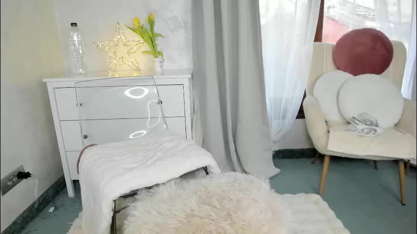 selena_reeves Live Sex March 4, 2026