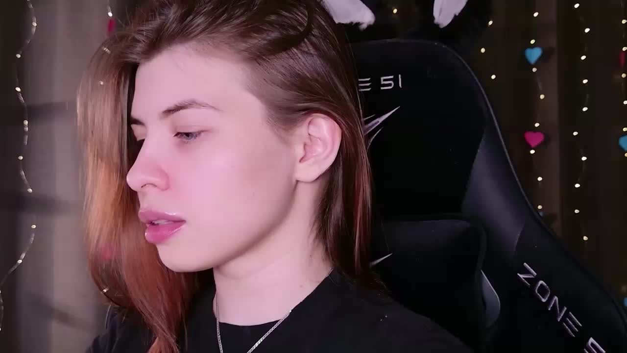 inside_tori Live Sex March 4, 2026