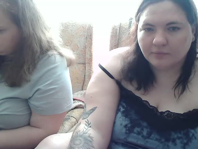 HollyXEva Live Sex March 4, 2026