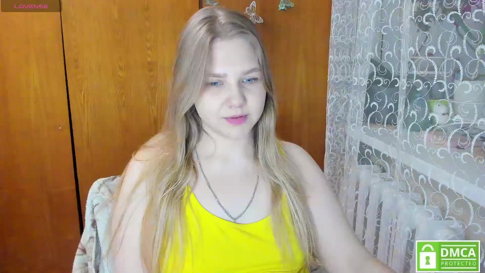 Emma-Frizea Live Sex March 4, 2026